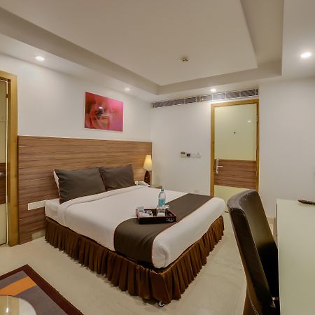 Townhouse Oak Safdarjung Hotel New Delhi Eksteriør billede