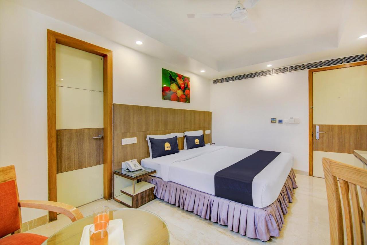Townhouse Oak Safdarjung Hotel New Delhi Eksteriør billede