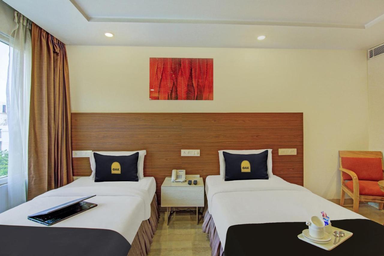 Townhouse Oak Safdarjung Hotel New Delhi Eksteriør billede