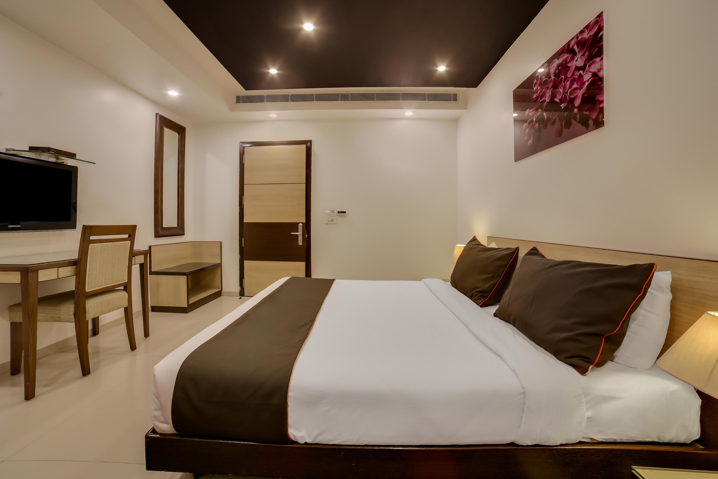Townhouse Oak Safdarjung Hotel New Delhi Eksteriør billede